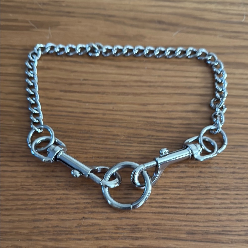 Chunky silver O ring choker from RWMG